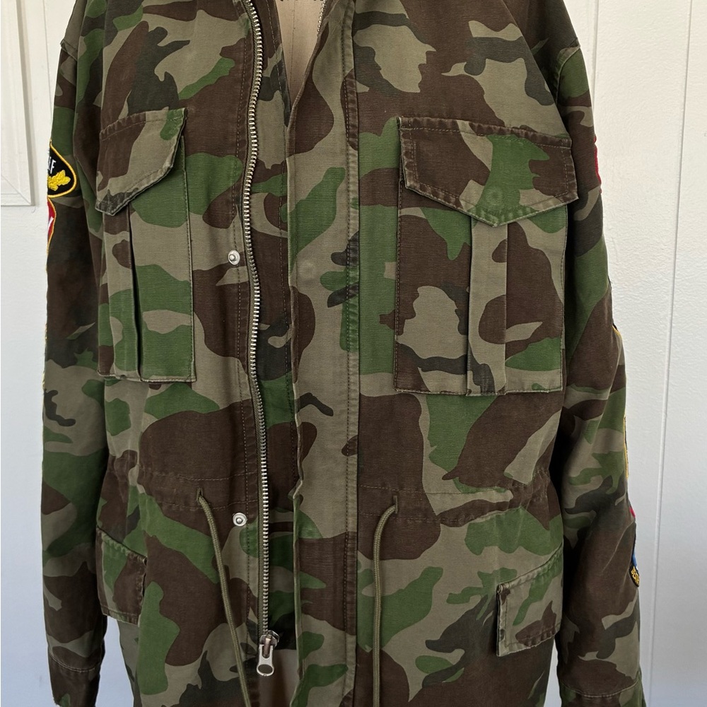 Last  price drop  PacSun Green Camouflage Military Jacket lined